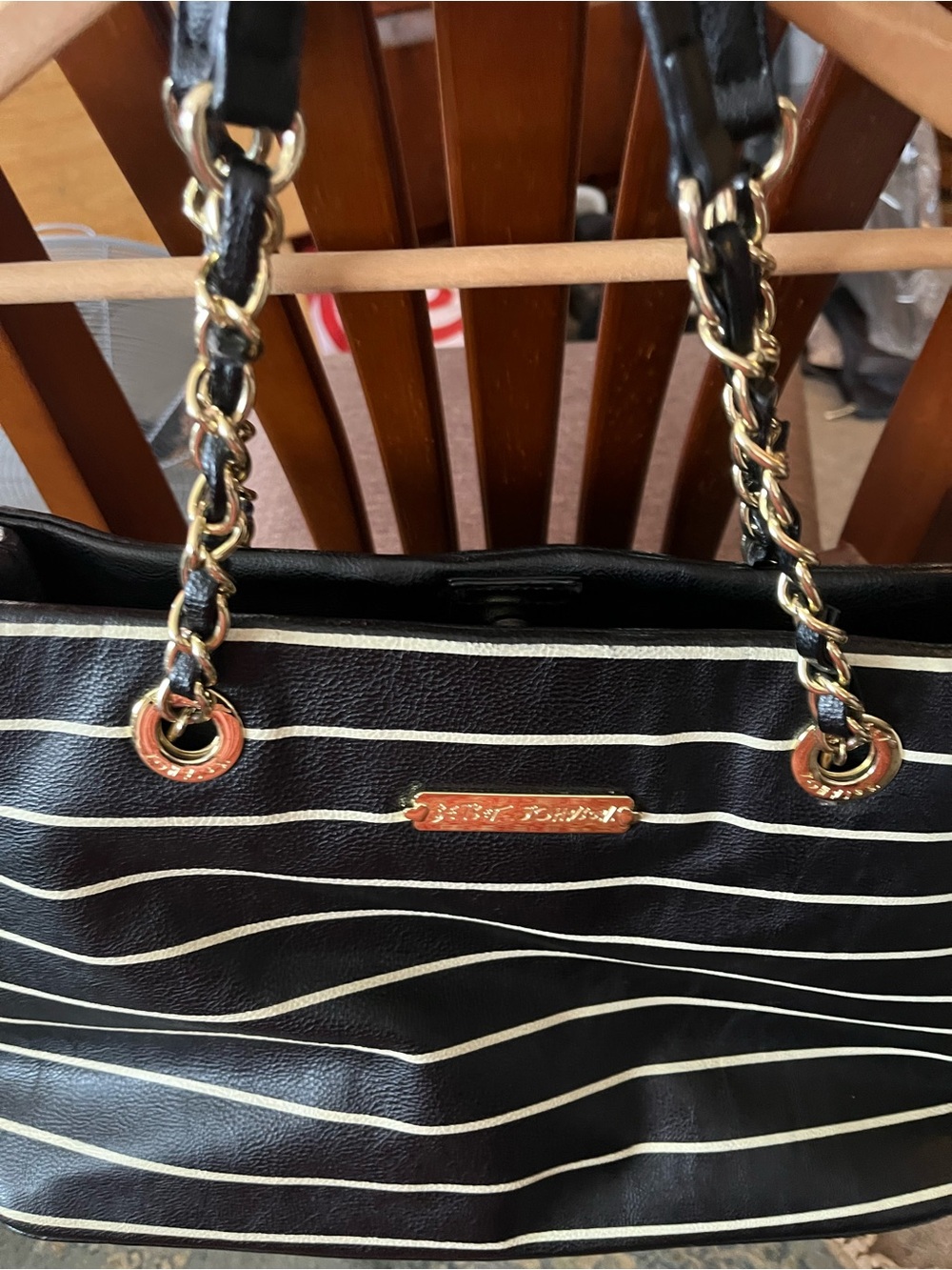 Betsey Johnson Black & Cream Striped Chain-Handle Tote Bag EUC - Picture 4 of 13